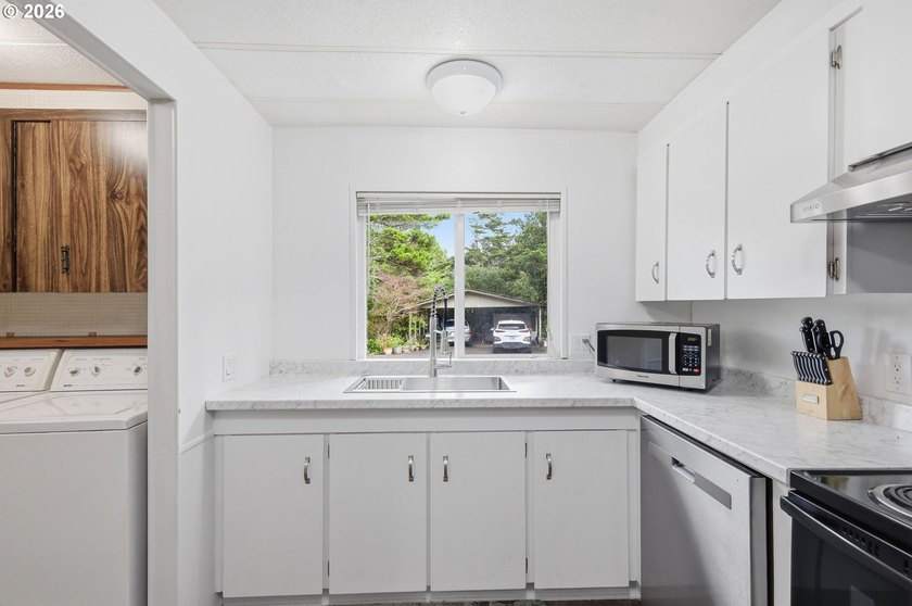 You wont want to miss out on this one! Located in the highly - photo 6
