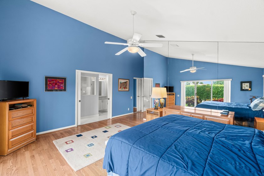 Welcome to easy, elegant living in the highly sought-after 55+ - photo 18