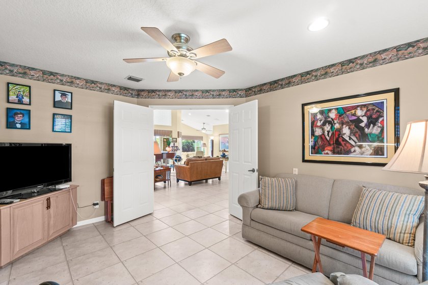 Welcome to easy, elegant living in the highly sought-after 55+ - photo 29