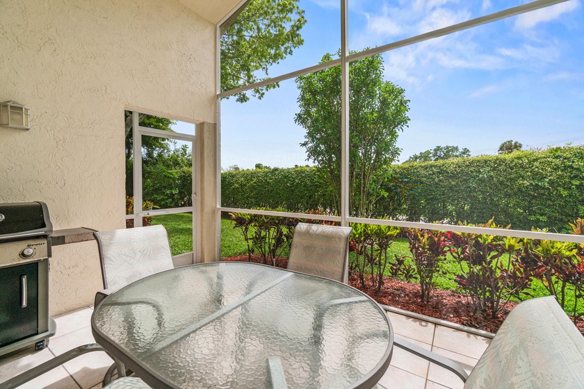 Welcome to easy, elegant living in the highly sought-after 55+ - photo 31
