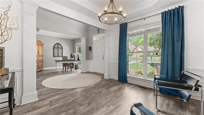 MOTIVATED SELLER! Bring all Offers!  Experience refined living - photo 6