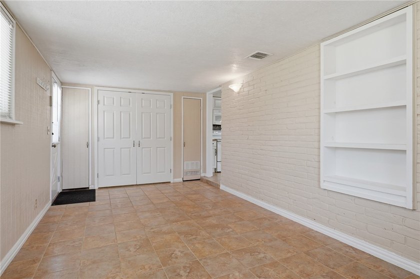 Welcome to your Ingleside on the Bay coastal cutie-painted a - photo 12