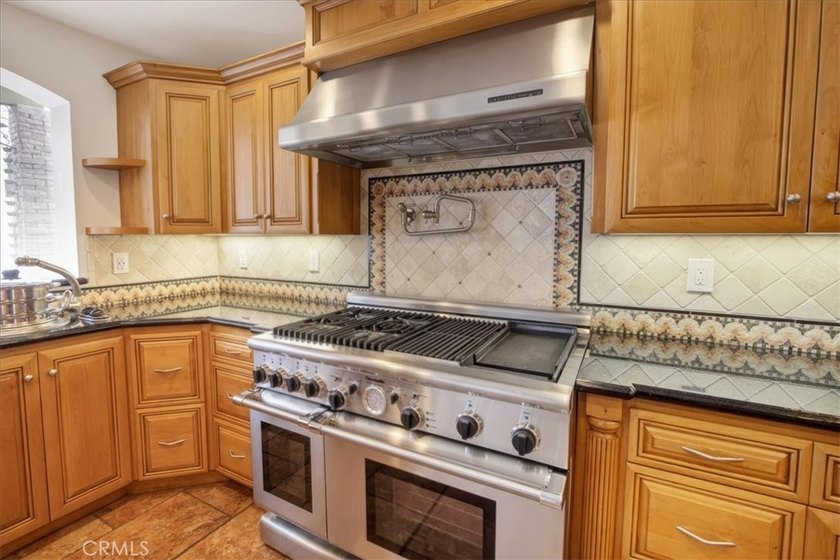 Welcome to this beautifully upgraded Belmont Shore home, where - photo 12