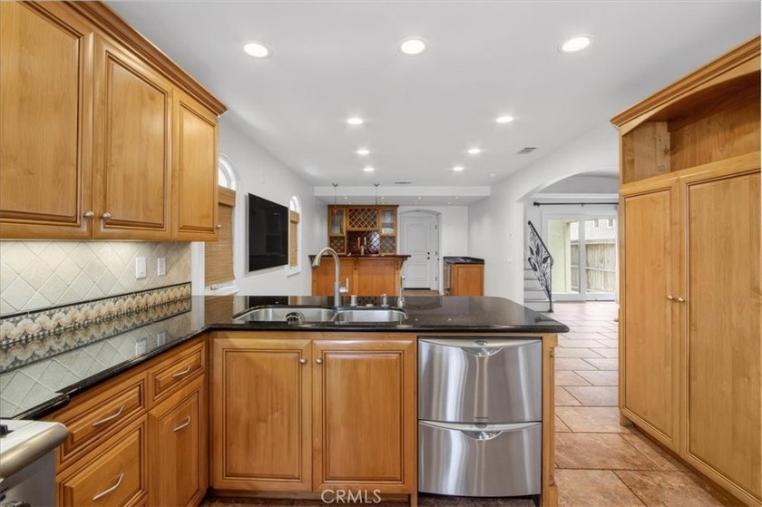 Welcome to this beautifully upgraded Belmont Shore home, where - photo 13