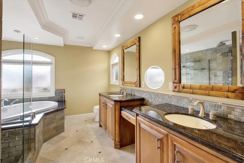 Welcome to this beautifully upgraded Belmont Shore home, where - photo 36