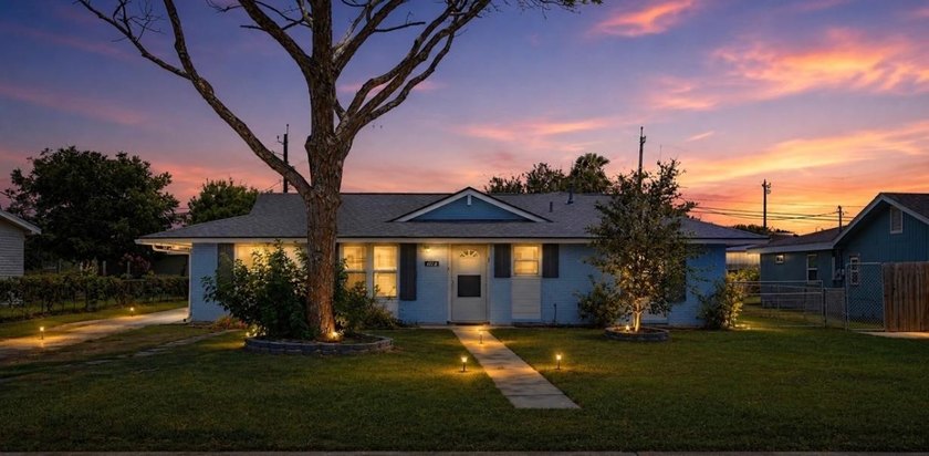 Welcome to your Ingleside on the Bay coastal cutie-painted a - photo 40