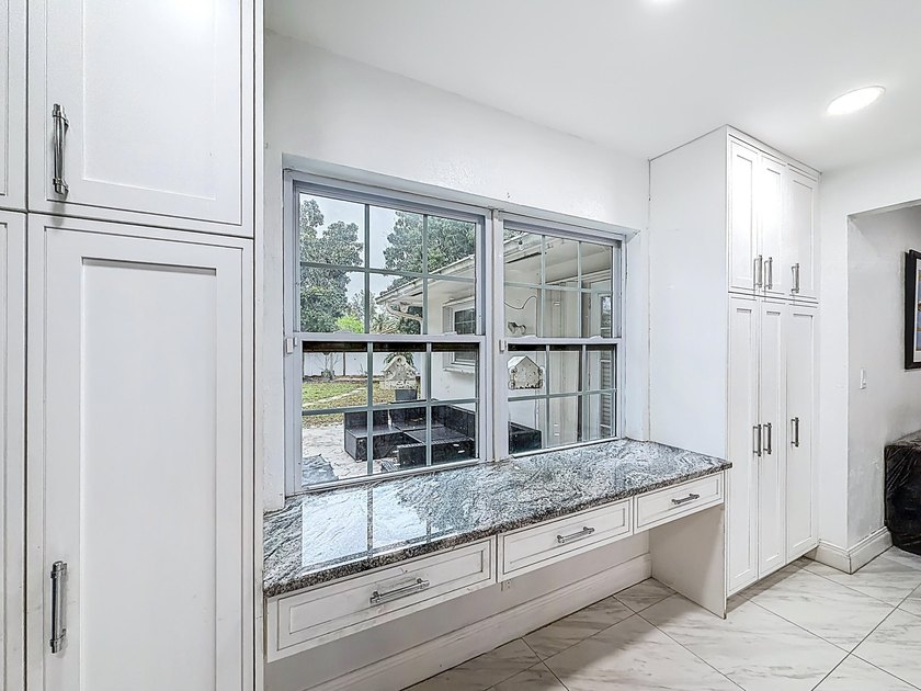Welcome to this beautifully remodeled home on a quiet cul-de-sac - photo 16
