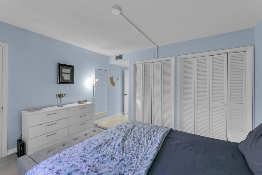 960 Crystal Lake Dr 115 - photo 21