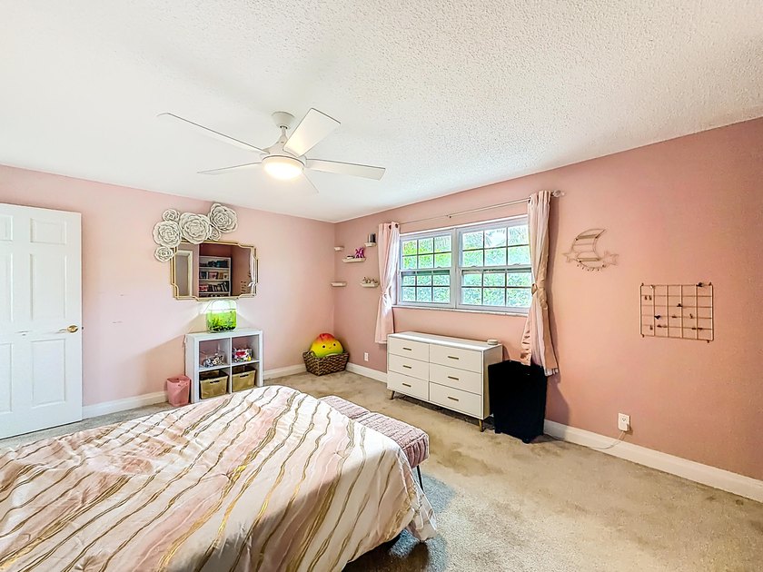 Welcome to this beautifully remodeled home on a quiet cul-de-sac - photo 22