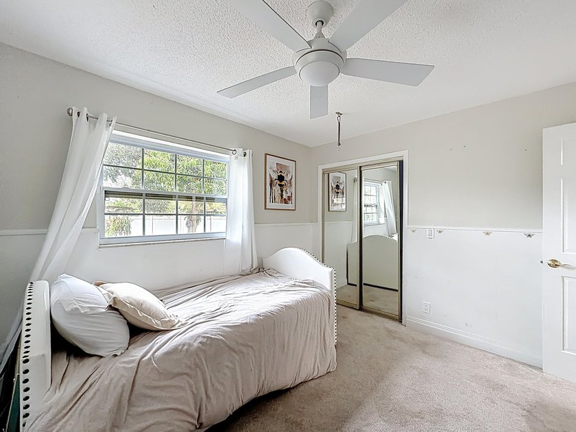 Welcome to this beautifully remodeled home on a quiet cul-de-sac - photo 26