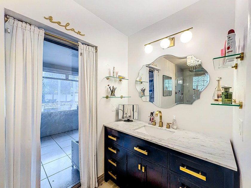 Welcome to this beautifully remodeled home on a quiet cul-de-sac - photo 32