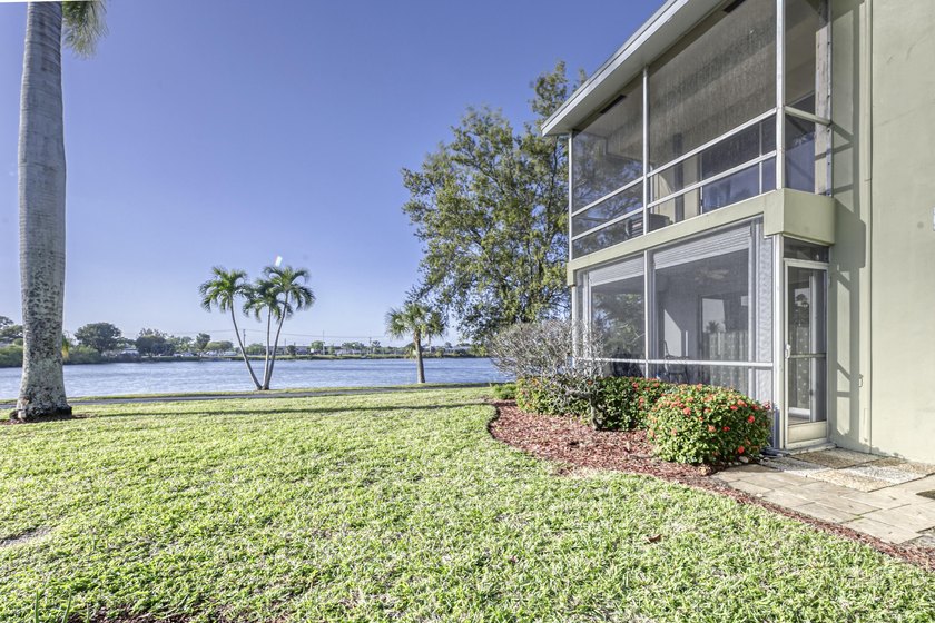 960 Crystal Lake Dr 115 - photo 32