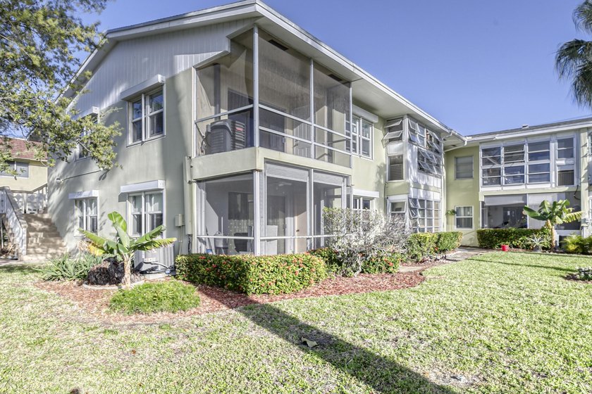 960 Crystal Lake Dr 115 - photo 35
