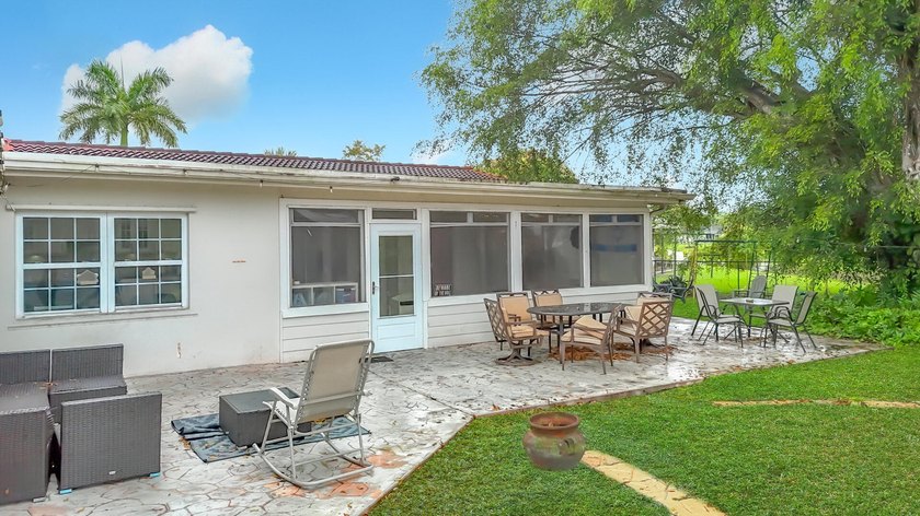 Welcome to this beautifully remodeled home on a quiet cul-de-sac - photo 44