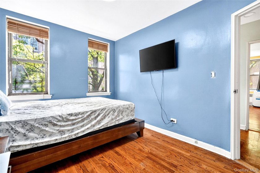 This tremendous 915 sq. ft. true 2BR co-op is situated on a - photo 29