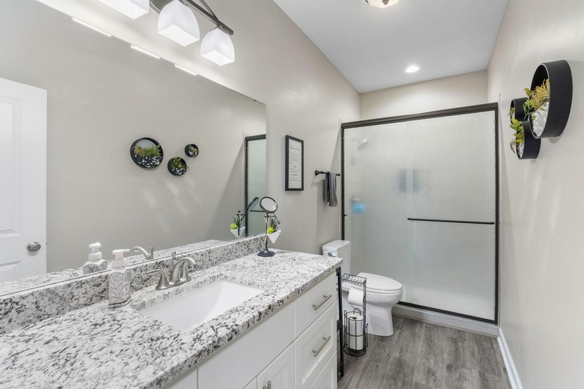Welcome to an extraordinary custom-built estate where luxury - photo 36
