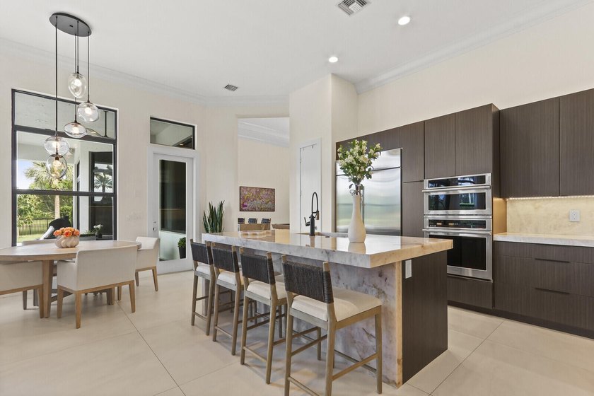 Welcome to this exceptional lakefront residence in the - photo 14