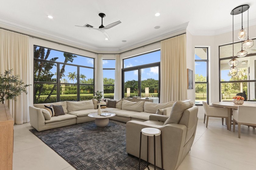 Welcome to this exceptional lakefront residence in the - photo 21