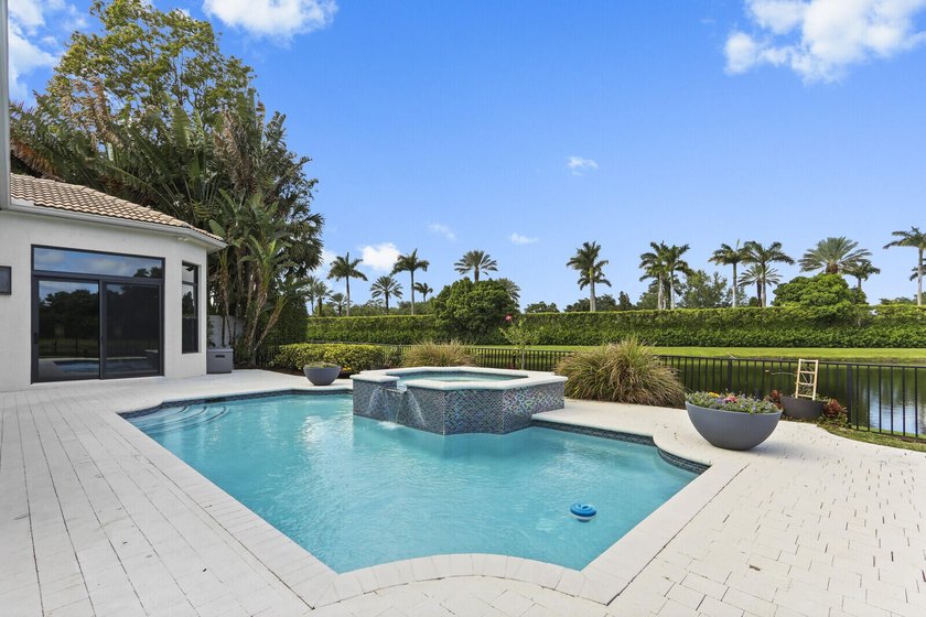 Welcome to this exceptional lakefront residence in the - photo 48