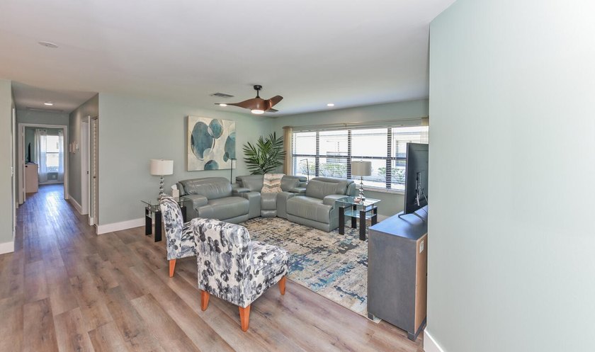 Experience modern luxury and a resort-style lifestyle in this - photo 16