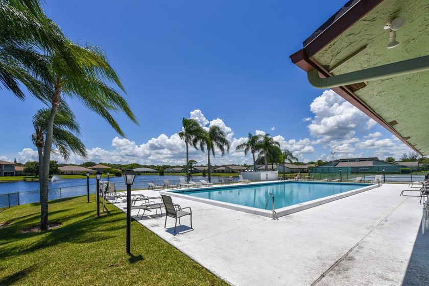 Experience modern luxury and a resort-style lifestyle in this - photo 38
