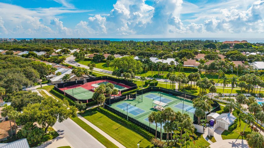 Welcome to 224 Cape Pointe Circle situated on an oversized - photo 43