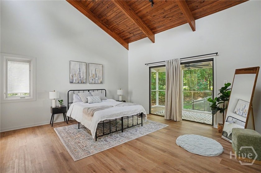 Beautifully reimagined and move-in ready, this updated 3-bedroom - photo 15