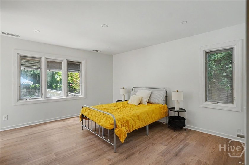 Beautifully reimagined and move-in ready, this updated 3-bedroom - photo 22