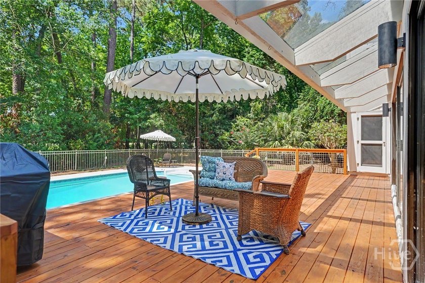 Beautifully reimagined and move-in ready, this updated 3-bedroom - photo 28