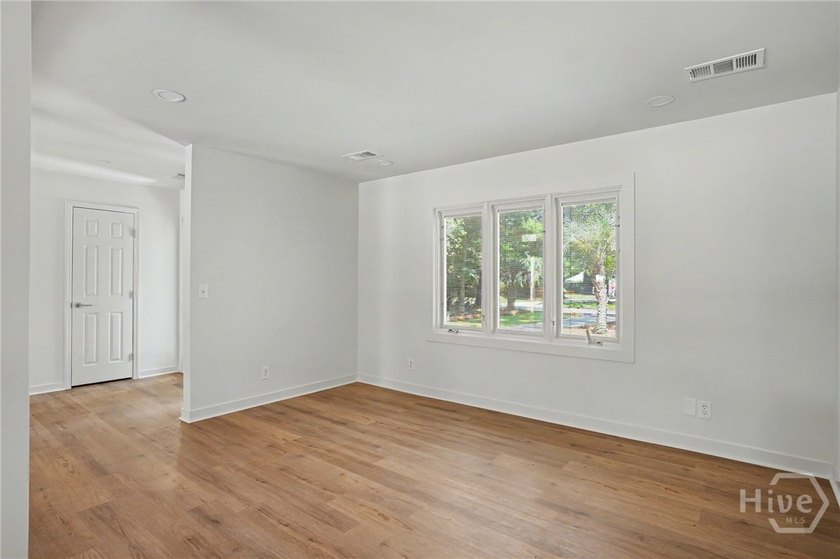 Beautifully reimagined and move-in ready, this updated 3-bedroom - photo 38