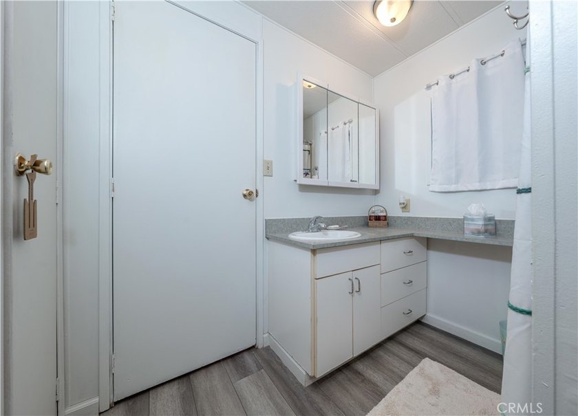 Surf City Beach Cottages is thrilled to showcase a beautiful - photo 17