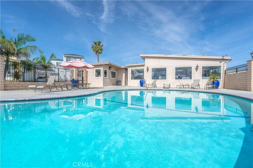 Surf City Beach Cottages is thrilled to showcase a beautiful - photo 31