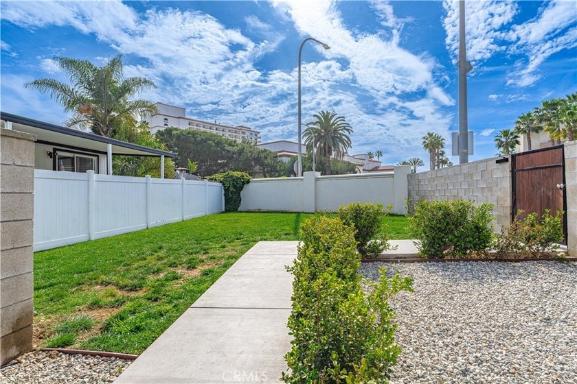 Surf City Beach Cottages is thrilled to showcase a beautiful - photo 36