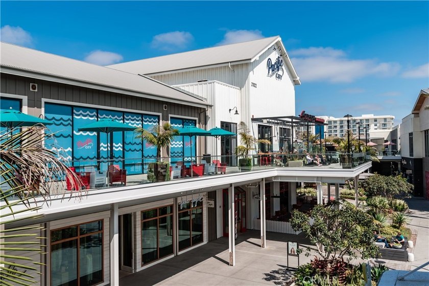 Surf City Beach Cottages is thrilled to showcase a beautiful - photo 42