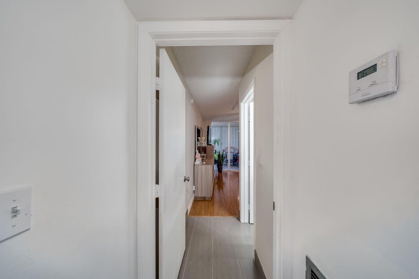 2/2 remodeled 55+ plus community. White Kitchen, New Tile, Wood - photo 23