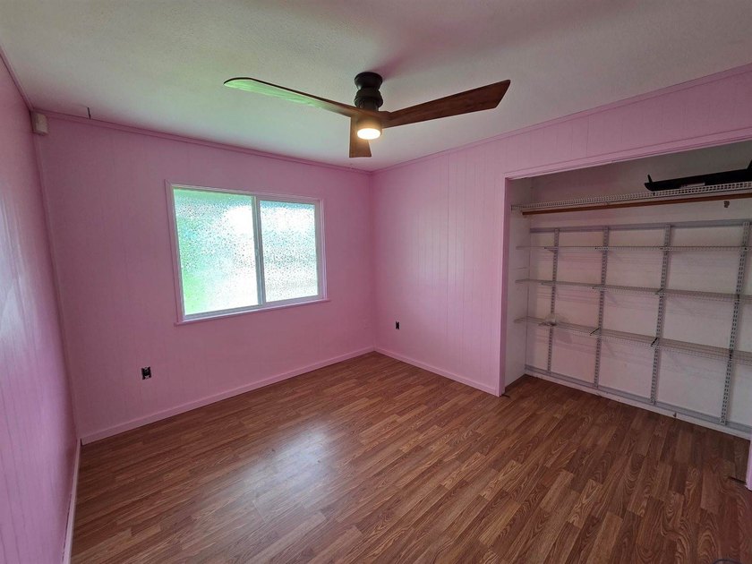Welcome home to this warm and welcoming 3-bedroom, 2.5-bathroom - photo 9
