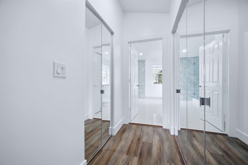 Beautiful 4-bedroom, 2-bathroom two-story home with 2,634 SqFt - photo 37