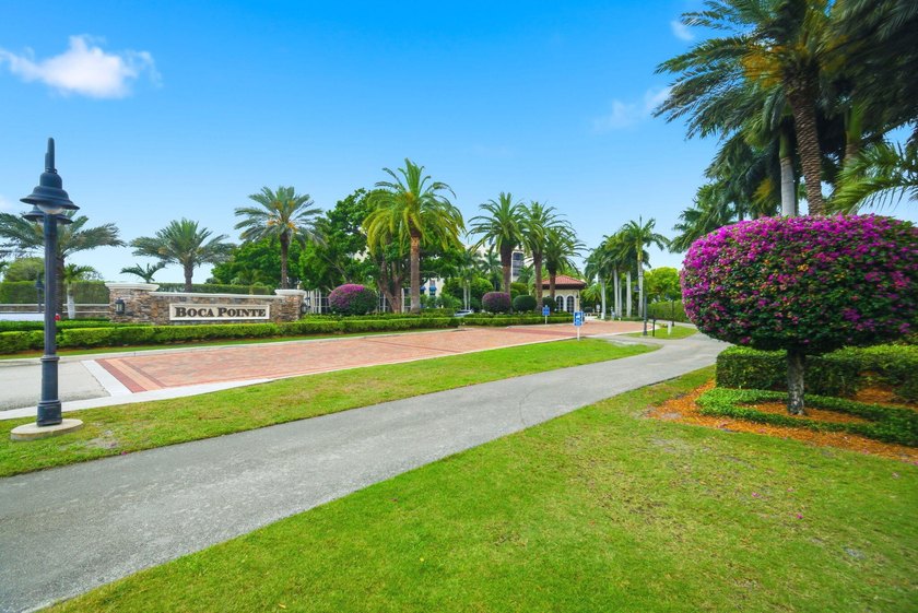 Beautiful 4-bedroom, 2-bathroom two-story home with 2,634 SqFt - photo 48