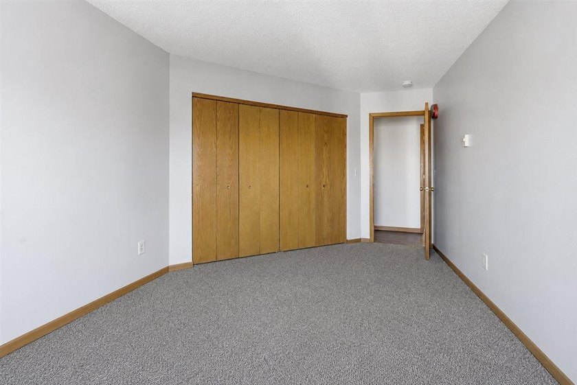 Your charming Seward home awaits! This beautifully maintained - photo 15