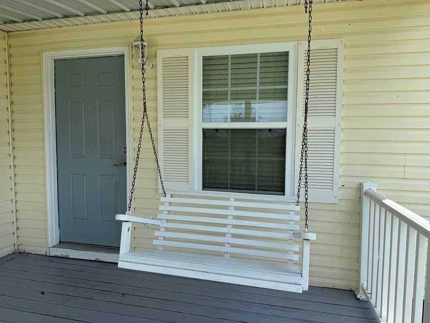 2 Bedroom 2 Bath Custom Home on 11.92 Acres w/Gated entry - photo 11
