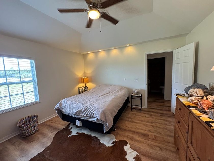 2 Bedroom 2 Bath Custom Home on 11.92 Acres w/Gated entry - photo 31