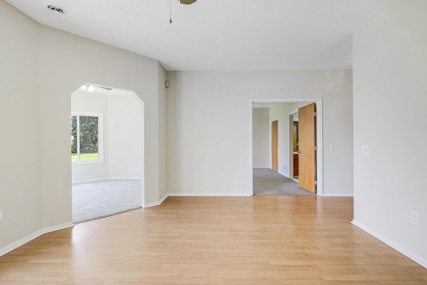 Welcome to easy, one-level living at 7592 Hinton Park Avenue S! - photo 16