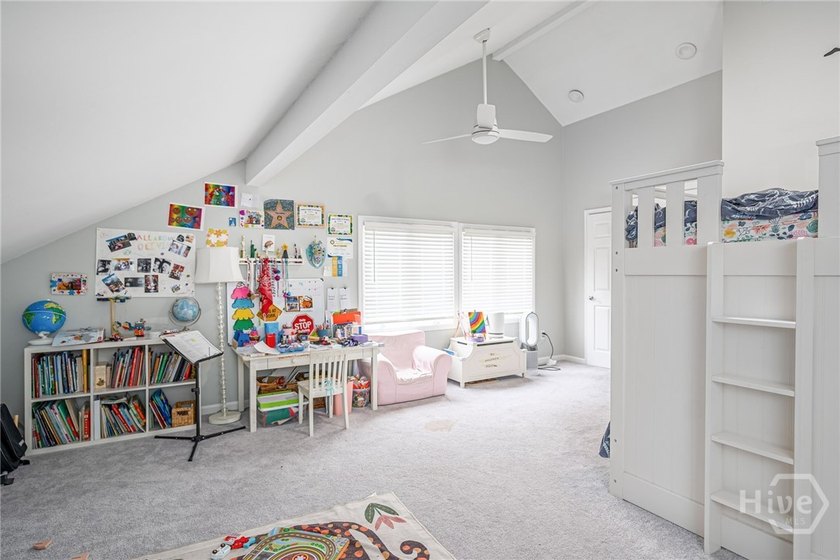 Don't miss this lovely 3-bedroom, 3.5-bath home, boasting modern - photo 23
