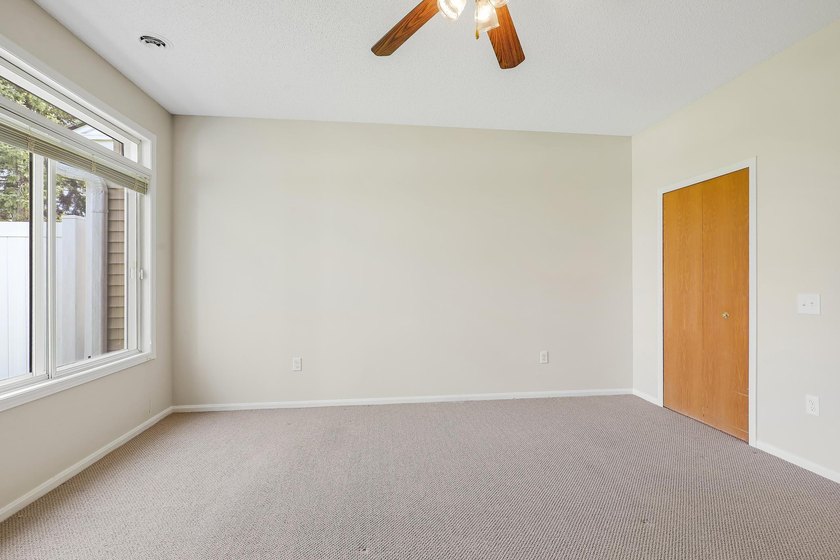 Welcome to easy, one-level living at 7592 Hinton Park Avenue S! - photo 28