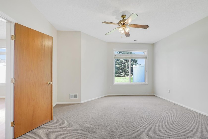 Welcome to easy, one-level living at 7592 Hinton Park Avenue S! - photo 29
