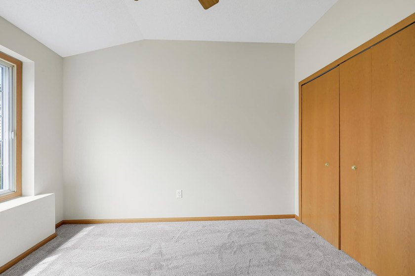 Welcome to easy, one-level living at 7592 Hinton Park Avenue S! - photo 32