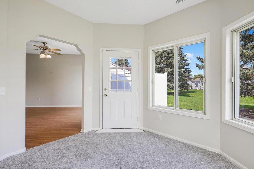 Welcome to easy, one-level living at 7592 Hinton Park Avenue S! - photo 34