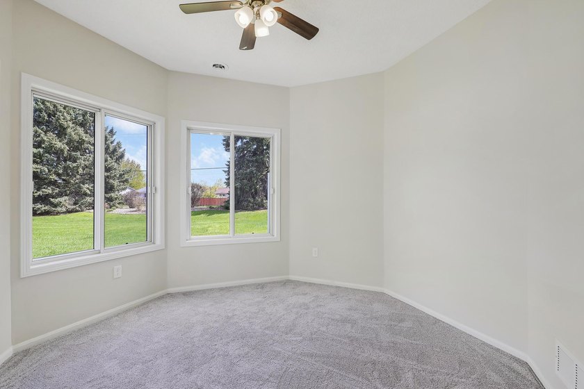 Welcome to easy, one-level living at 7592 Hinton Park Avenue S! - photo 36