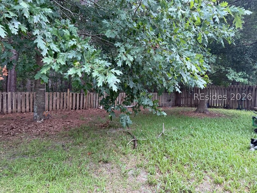Warm and welcoming 4-bedroom home in a prime Bluffton location - photo 20