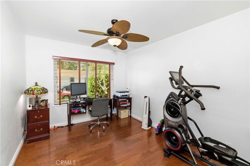 Welcome to 618 W 21st Street, a beautifully upgraded 2-bedroom - photo 24